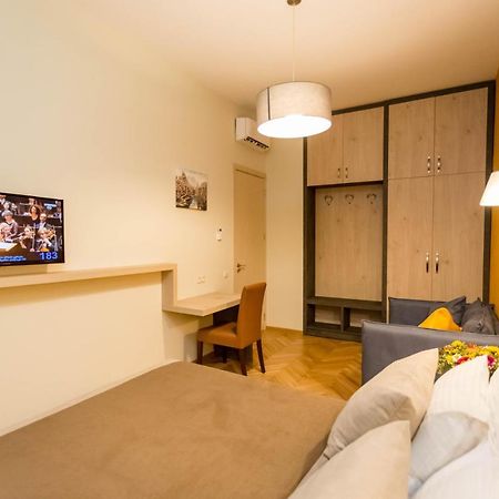Luxury 3 Bedroom Apartment By Freedom Square City Center Tbilissi Extérieur photo