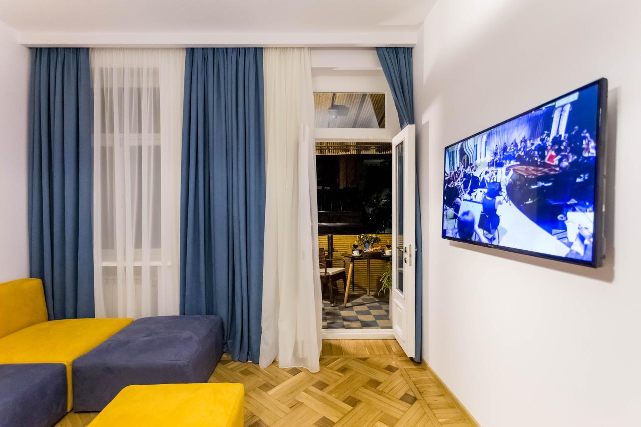 Luxury 3 Bedroom Apartment By Freedom Square City Center Tbilissi Extérieur photo